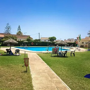 Holidays2torremolinos De 3 Con Terraza Y Piscina Comunitaria , Torremolinos España